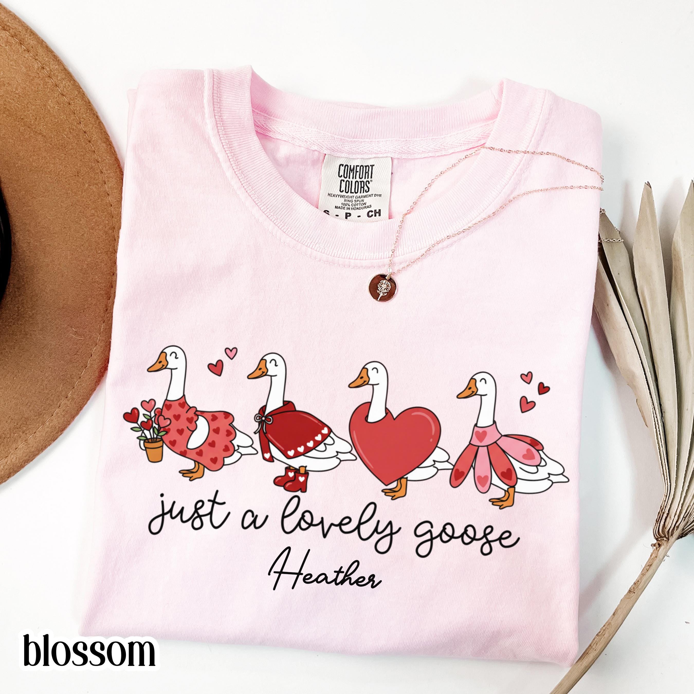 Valentines Day Comfort Colors Shirt Vday Goose T-Shirt Silly Animal Duck Tee V-day Cute Love Goose Outfit Idea Valentine's Day Tshirt Women