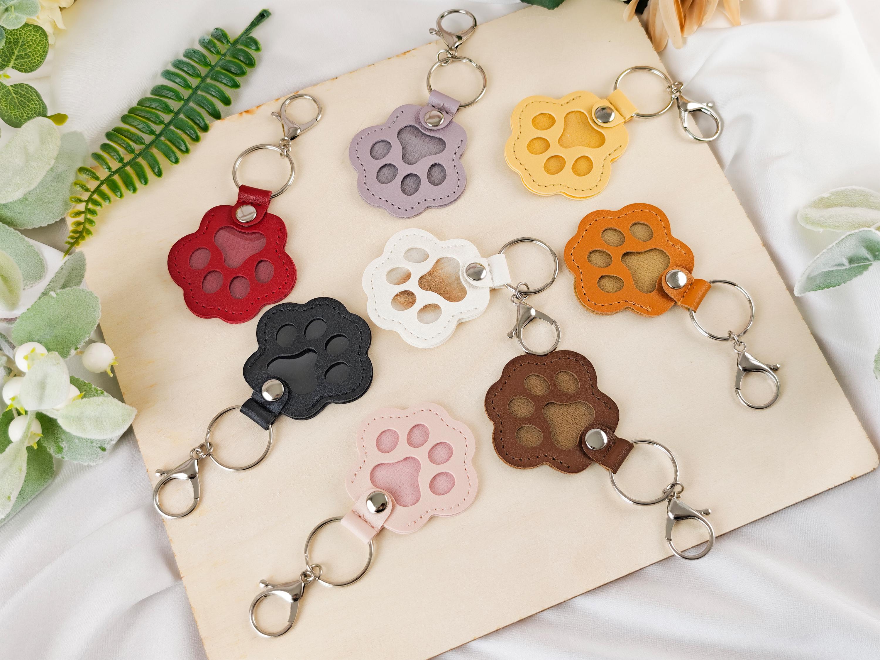 Pet Fur Keepsake Keychain,Dog Fur Keepsake Leather Pouch, Memorial Keychain for Dog,Pet Hair Storing